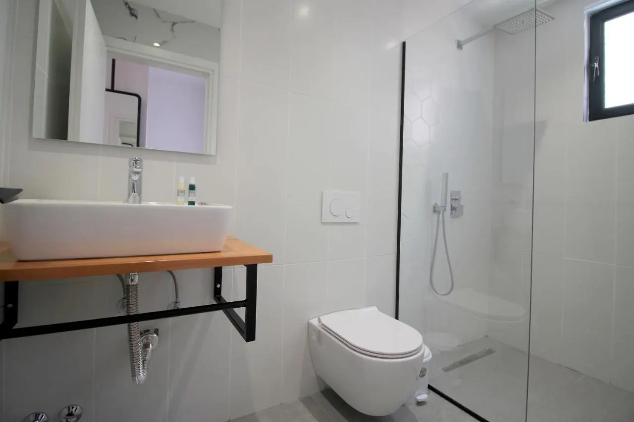 Hotel Qurku 2 Sarande Albania