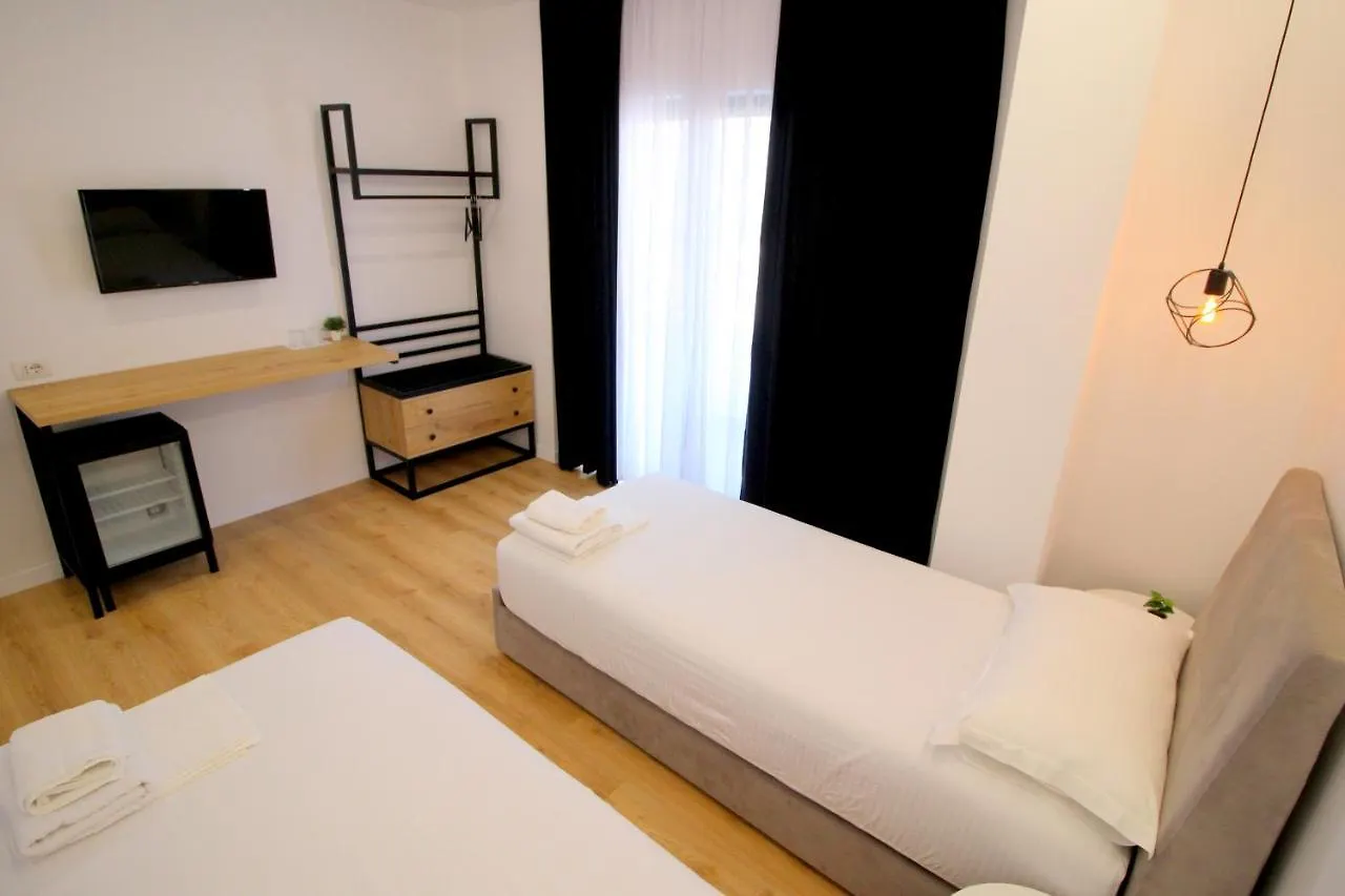 Hotel Qurku 2 Sarande