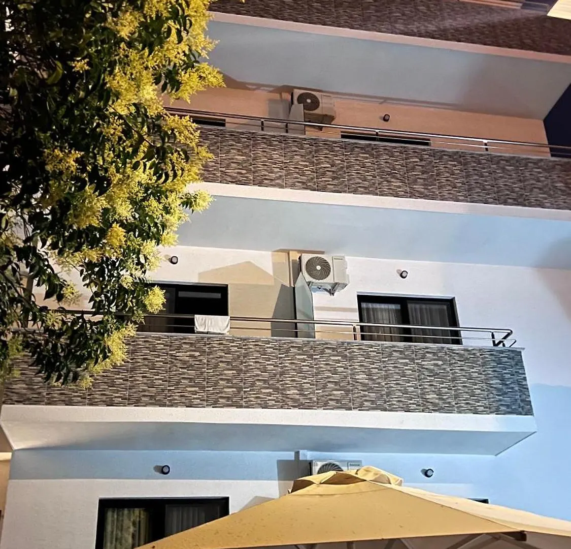 Hotel Qurku 2 Sarande